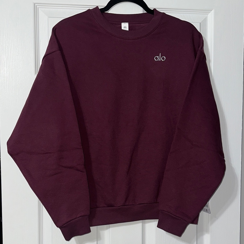 🆕 ALO Yoga Accolade Crewneck Pullovers in Burgundy 🆕